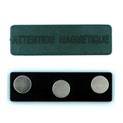 Attache magnétique badge